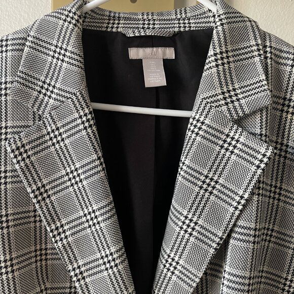 Women’s H&M Plaid Blazer – Size L - Picture 4 of 5